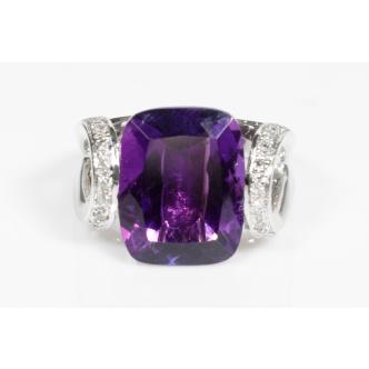 7.00ct Amethyst and Diamond Ring